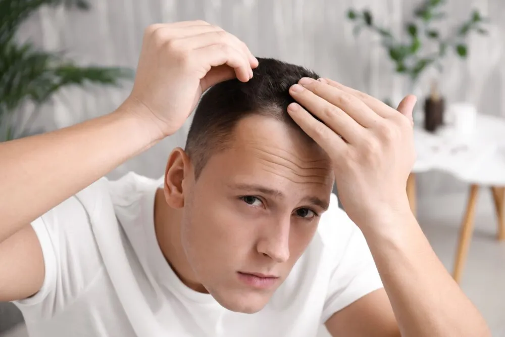 Những lưu ý và cách dùng sáp vuốt tóc hiệu quả giữ nếp lâu hơn